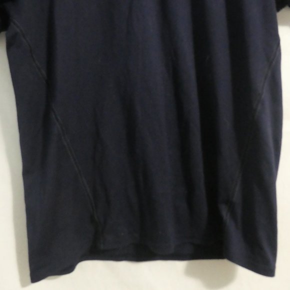 UNDER ARMOUR | medium | Navy Tee / T-Shirt | Fitted Heat Gear | GUC - Picture 7 of 13